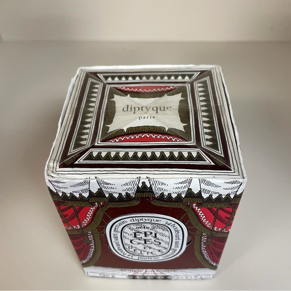 NIB DIPTYQUE “EPICES & DELICES” SCENTED CANDLE 6.5 oz Spice Ginger Holiday Paris - Picture 3 of 10